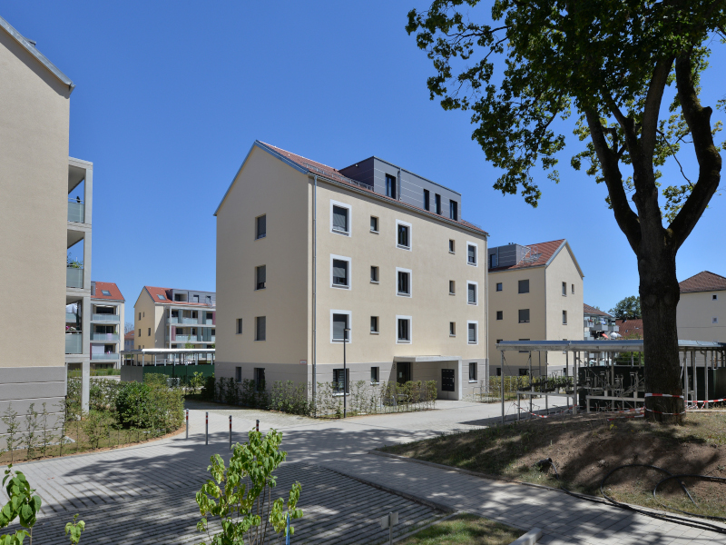 Mehrfamilienhäuser mit TG, Stuttgart-Hallschlag